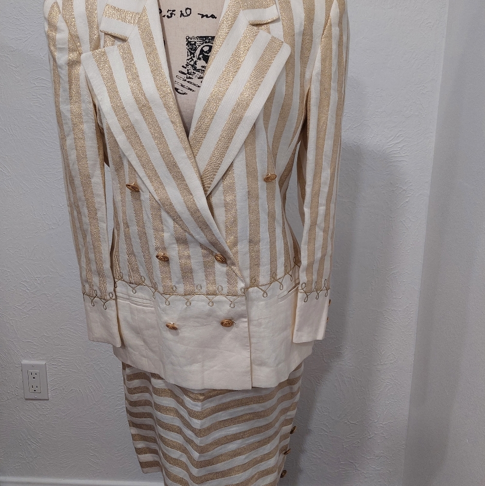 Escada skirt suit set